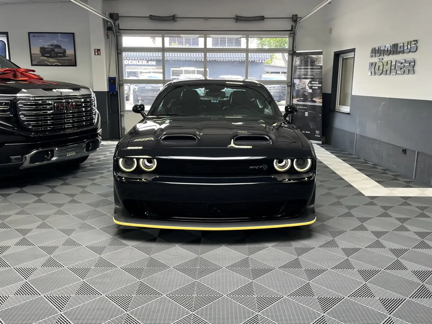 Dodge Challenger SRT Hellcat Jailbreak Widebody Last Call Schwarz - 2
