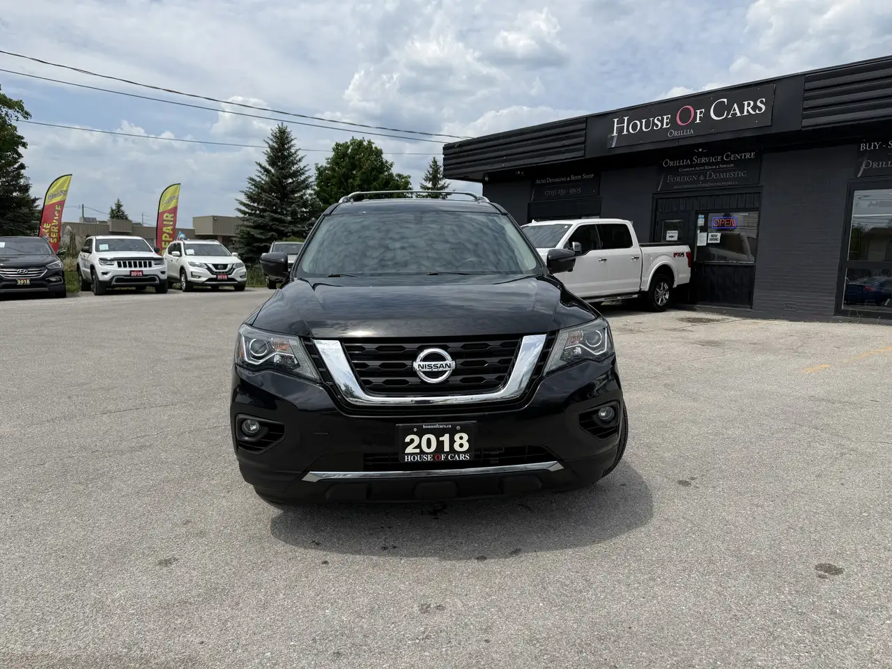 Nissan Pathfinder снимка Nissan Pathfinder