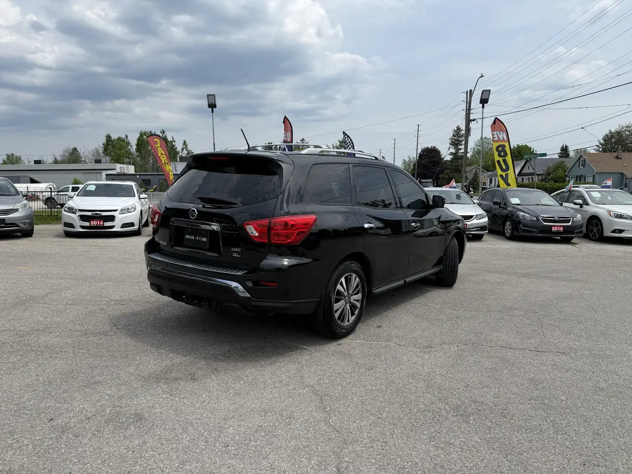 Nissan Pathfinder снимка Nissan Pathfinder