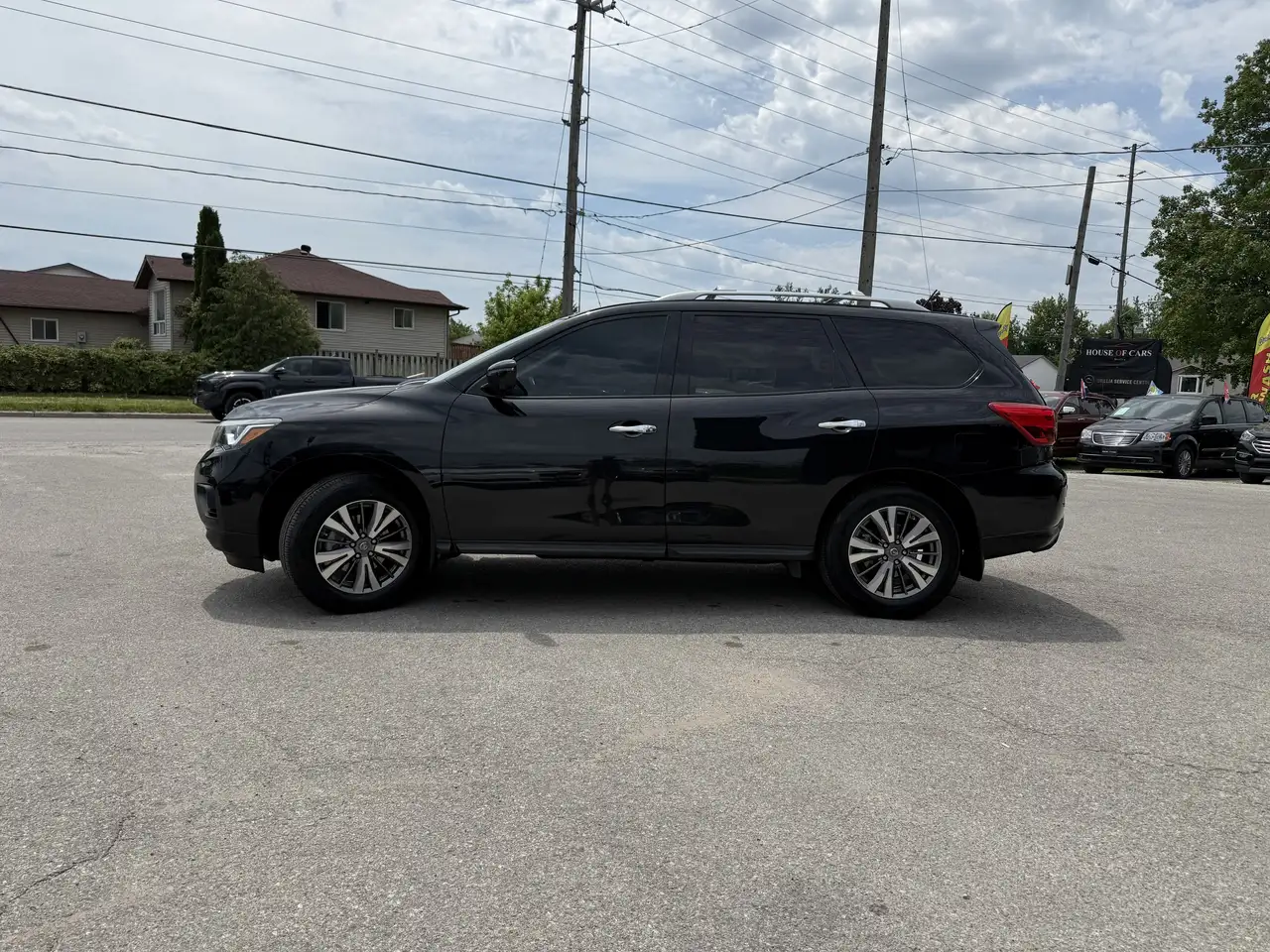 Nissan Pathfinder снимка Nissan Pathfinder