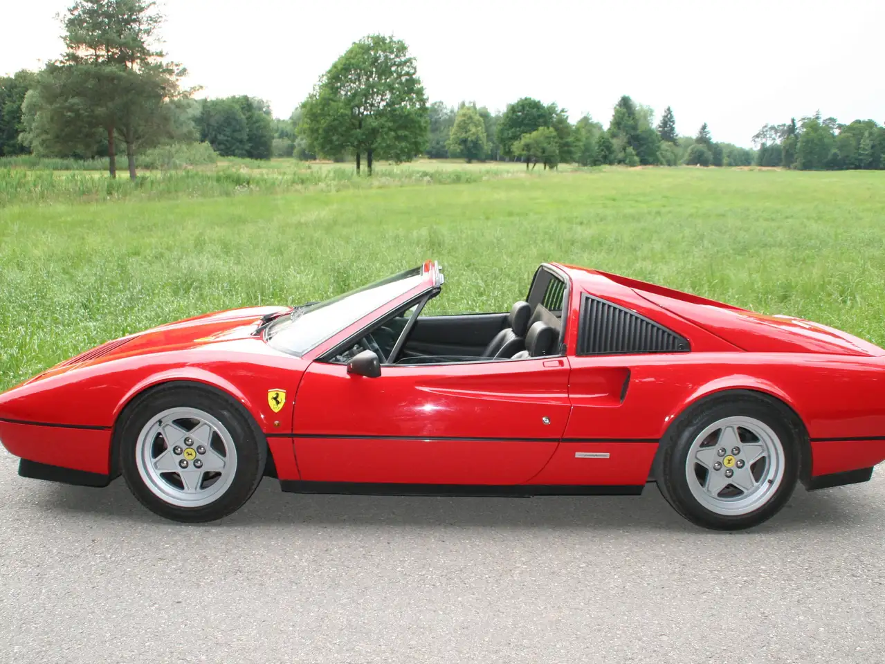Ferrari 328