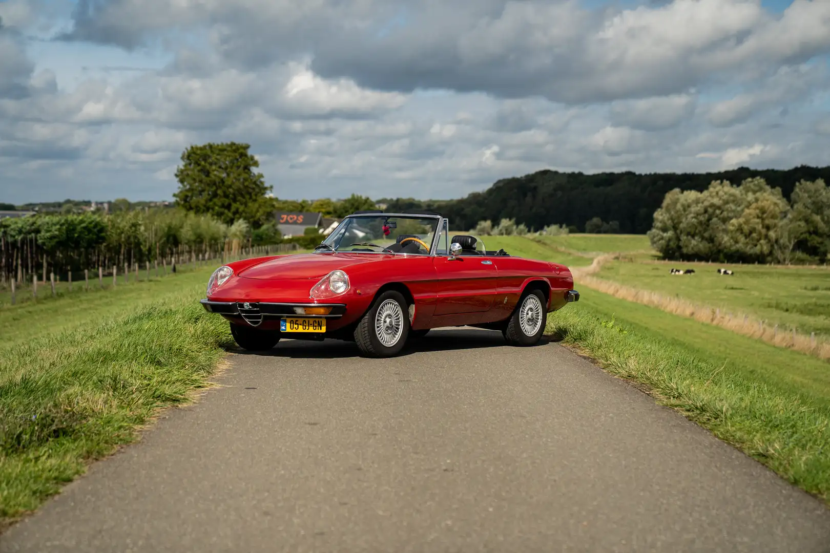 Alfa Romeo Spider 2000 Veloce Rojo - 1