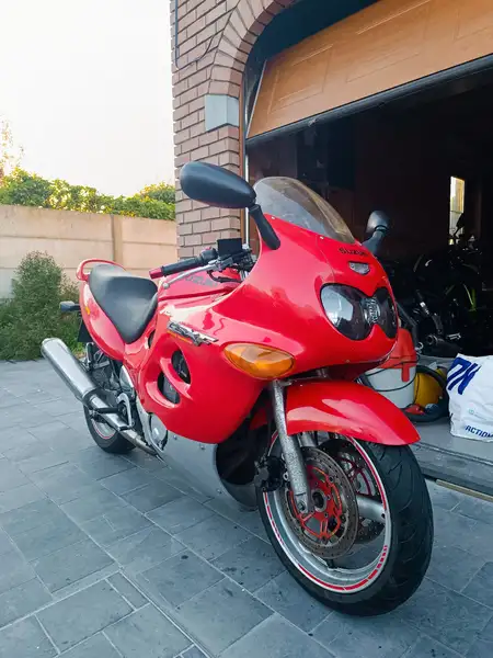 Suzuki GSF 600 Bandit - foto 2