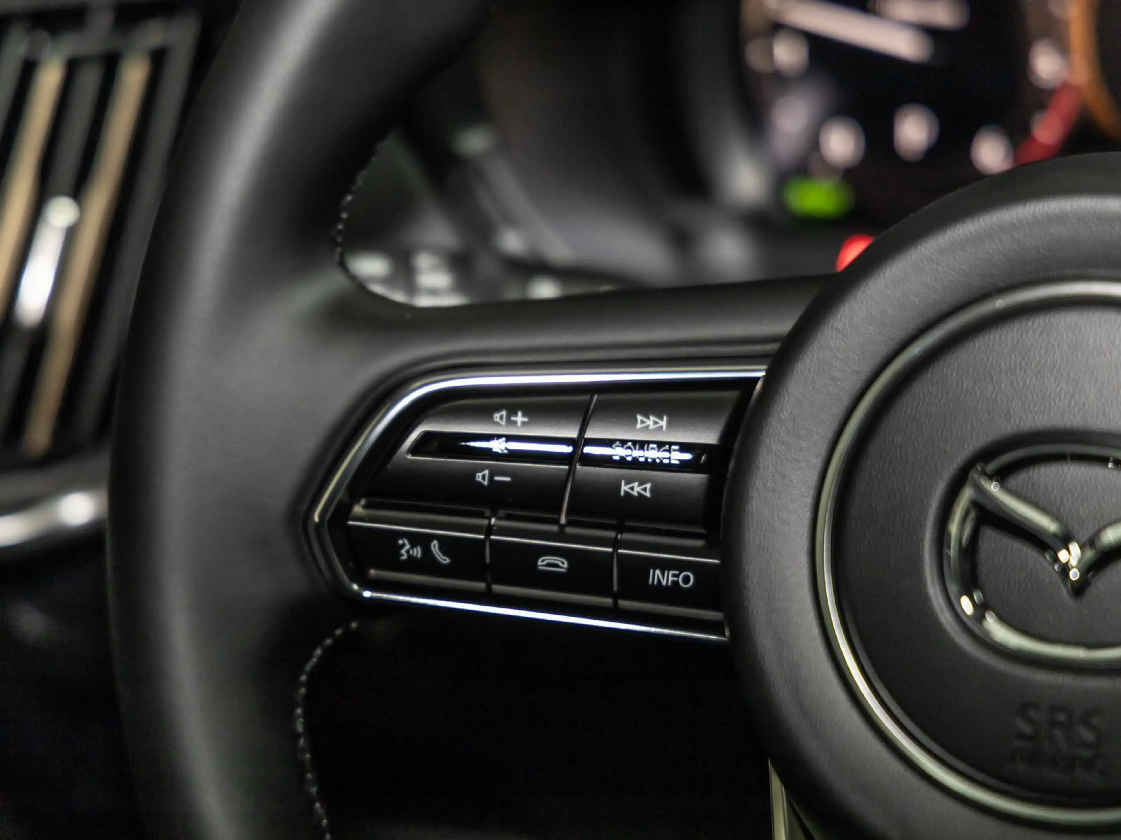 Mazda CX-60 3.3D 8AT RWD Exclusive-line NAVI SHZ PDC — photo 8