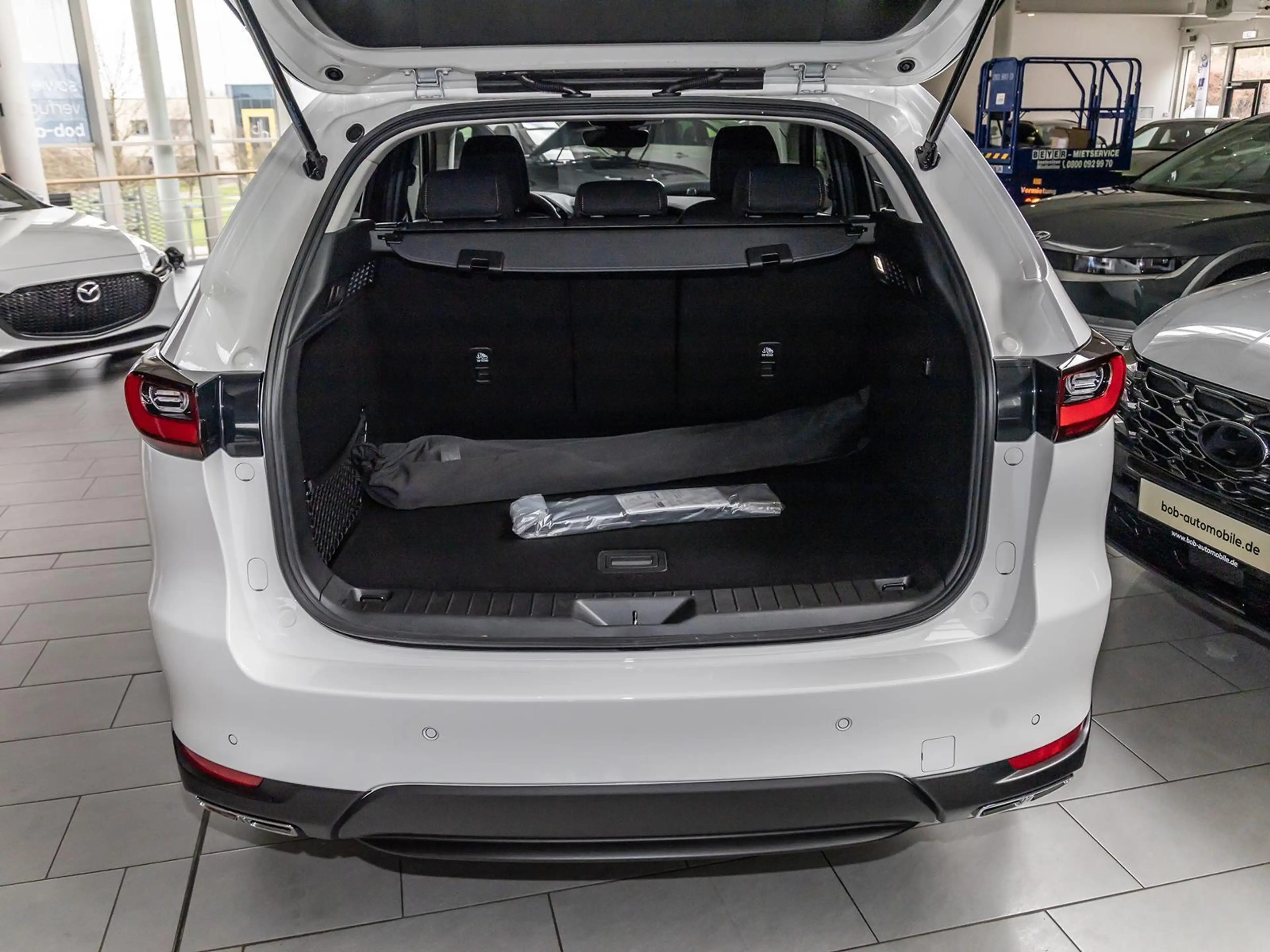 Mazda CX-60 3.3D 8AT RWD Exclusive-line NAVI SHZ PDC — photo 7