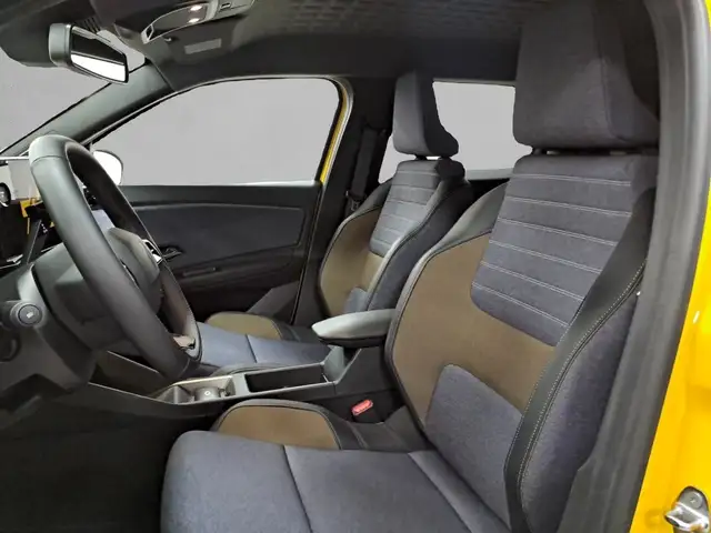 Renault Megane E-Tech view 10