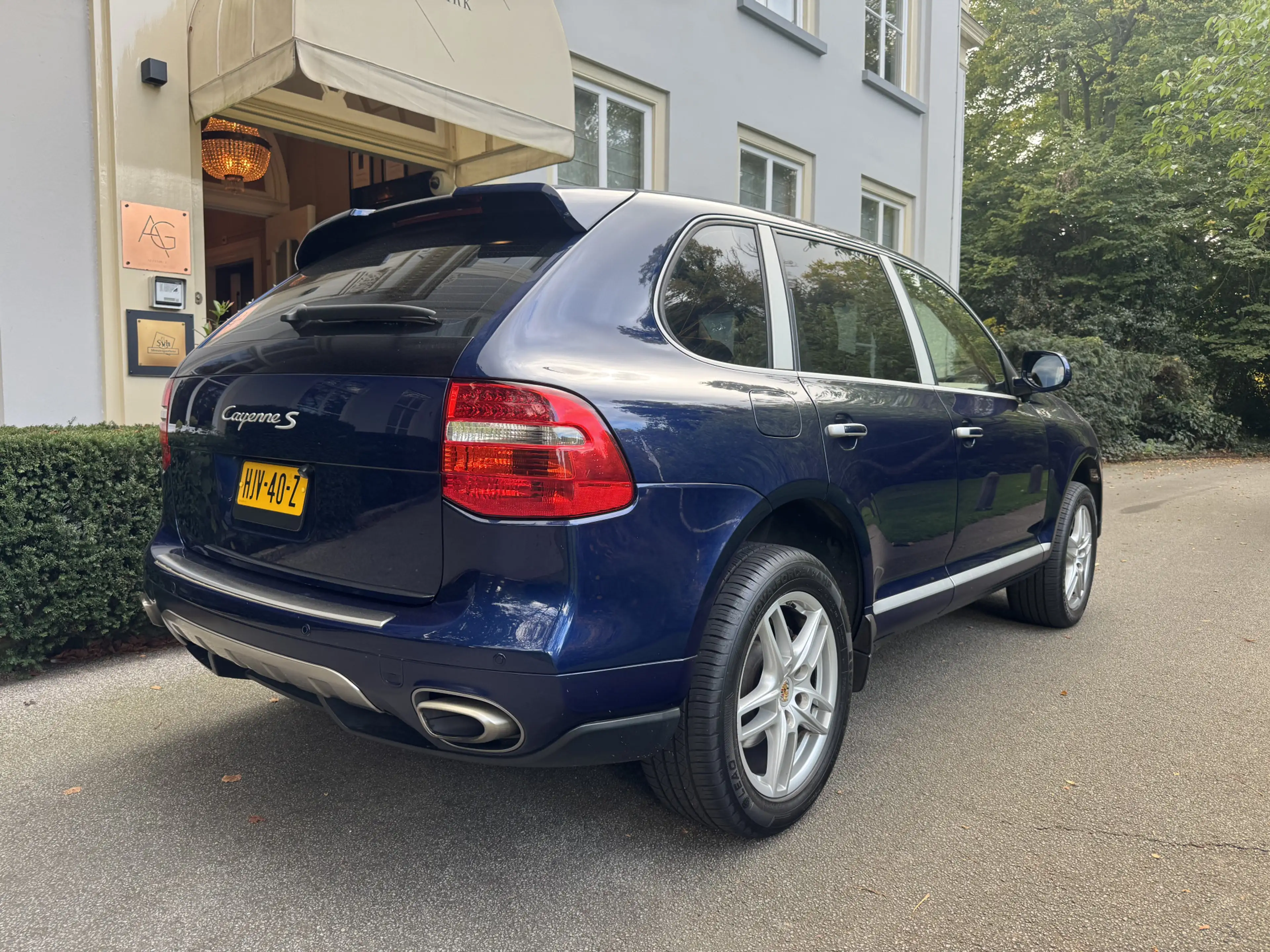 Porsche Cayenne 4.8 S — photo 11