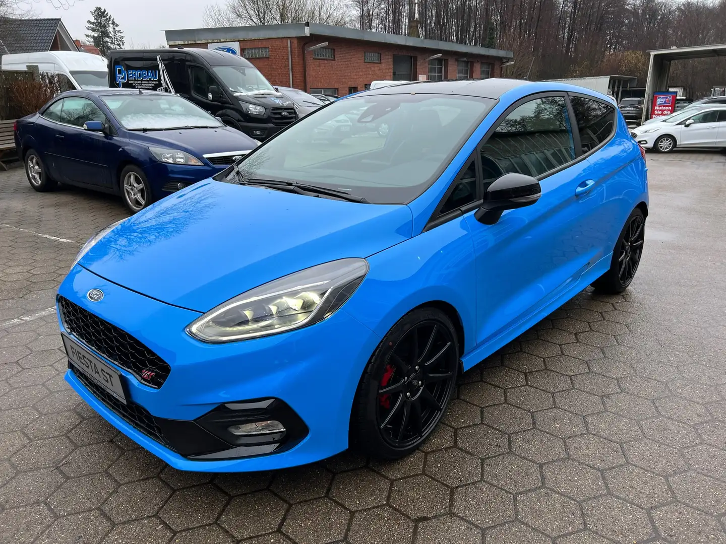 Ford Fiesta ST Edition Blau - 1