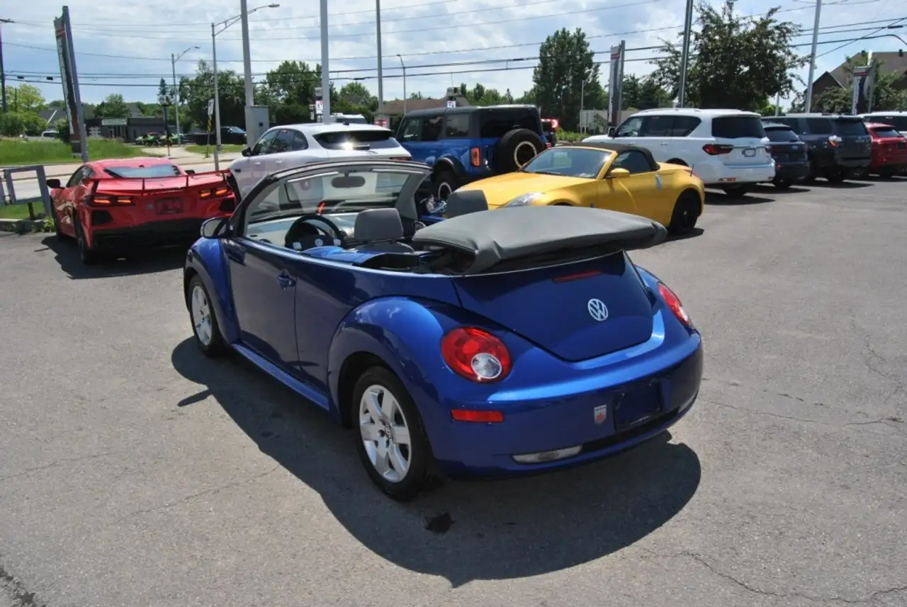 Volkswagen Beetle photo Volkswagen Beetle