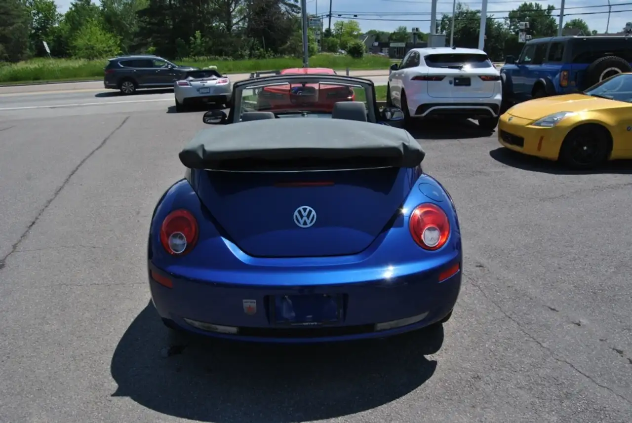 Volkswagen Beetle photo Volkswagen Beetle