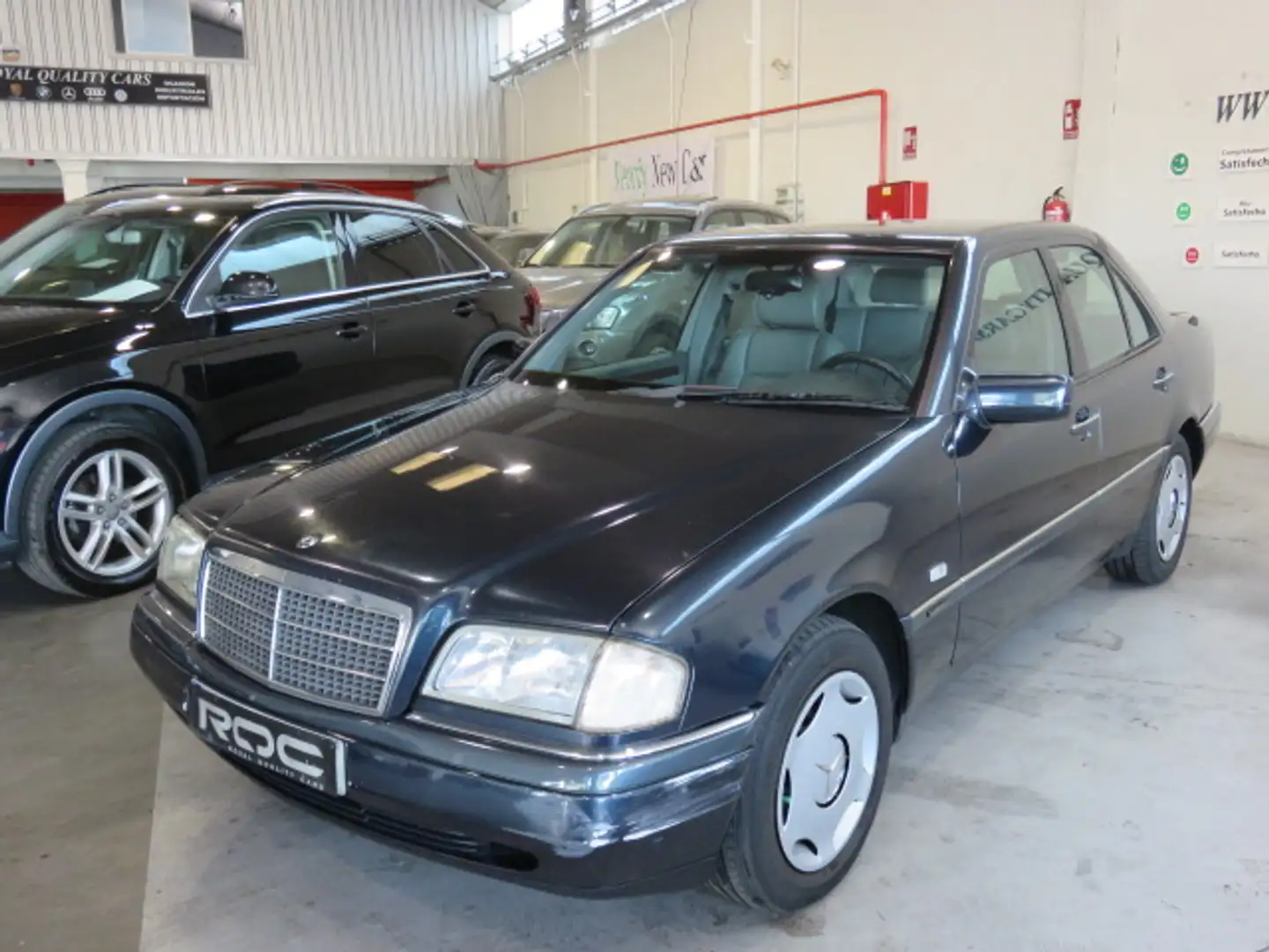Mercedes-Benz C 250 250Turbo Diesel Elegance Azul - 1
