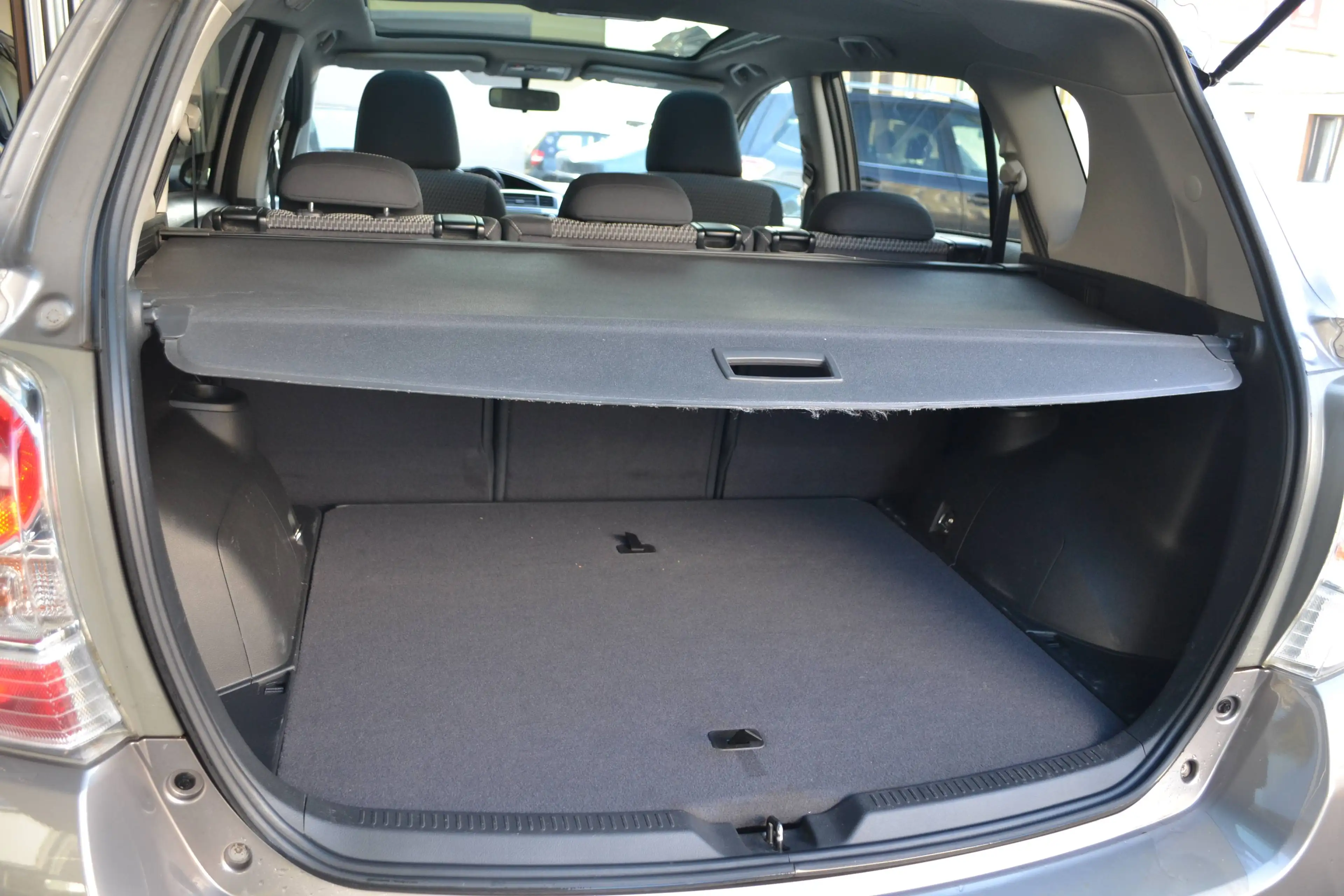 Toyota Verso 1.6 D-4D SkyView 1.HAND*PANORAMA*KAMERA*AHK*NAVIGA — photo 13