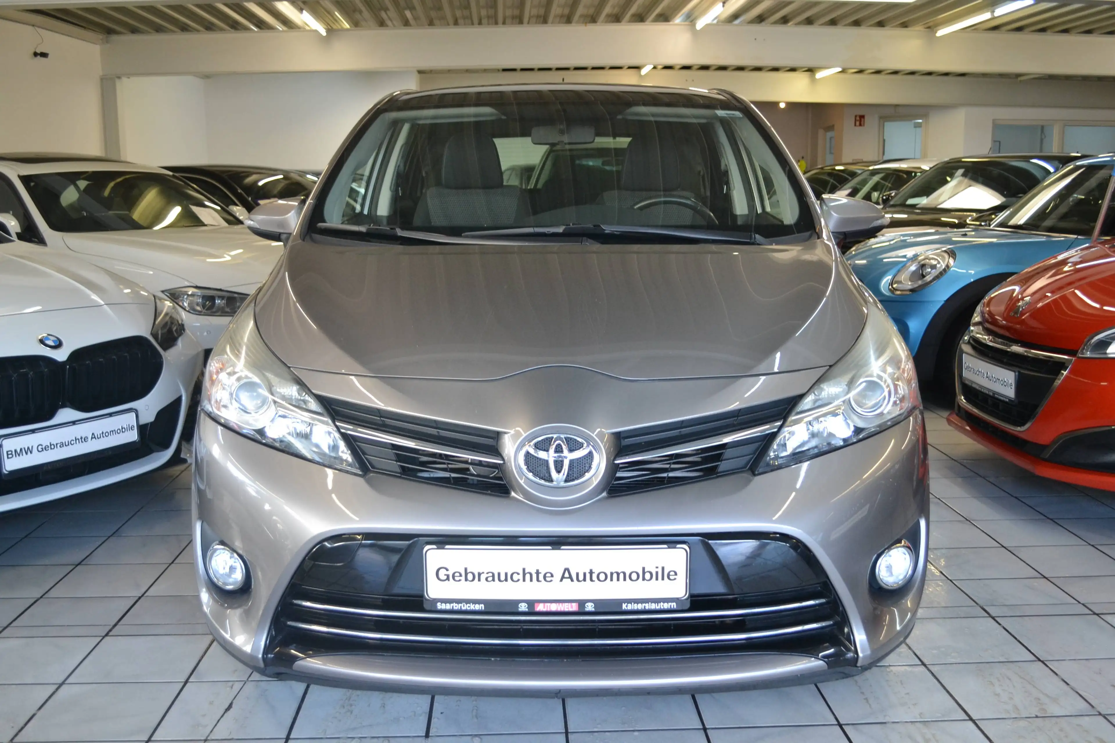 Toyota Verso 1.6 D-4D SkyView 1.HAND*PANORAMA*KAMERA*AHK*NAVIGA — photo 15