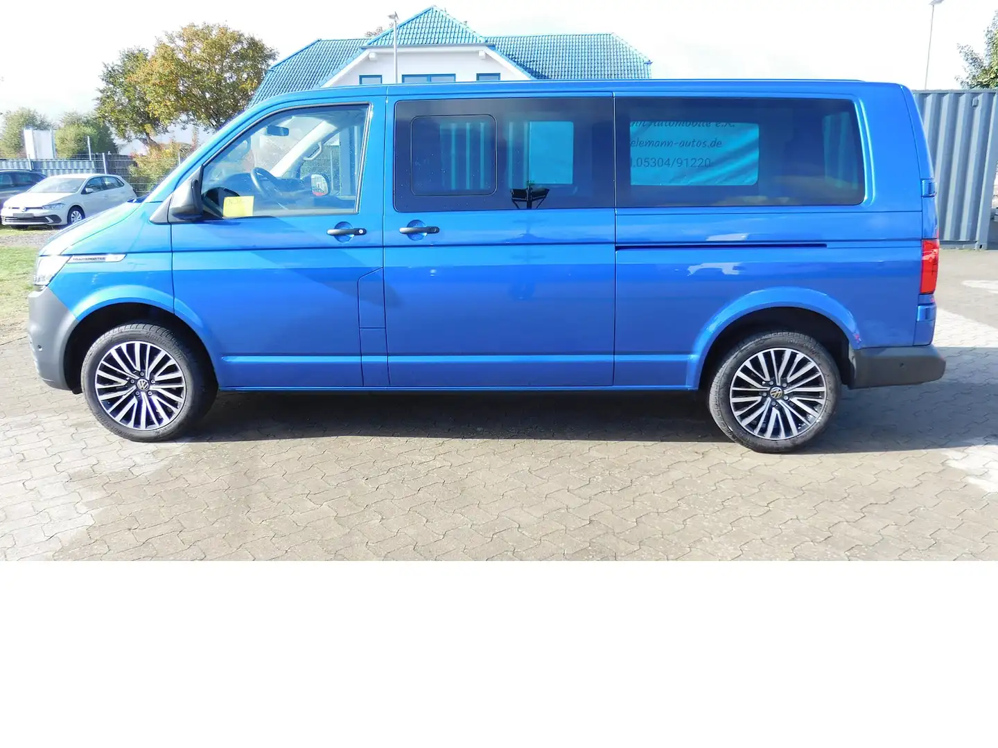 Volkswagen T6.1 Transporter 2.0 TDI DSG Klima Navi Standhei Blau - 1