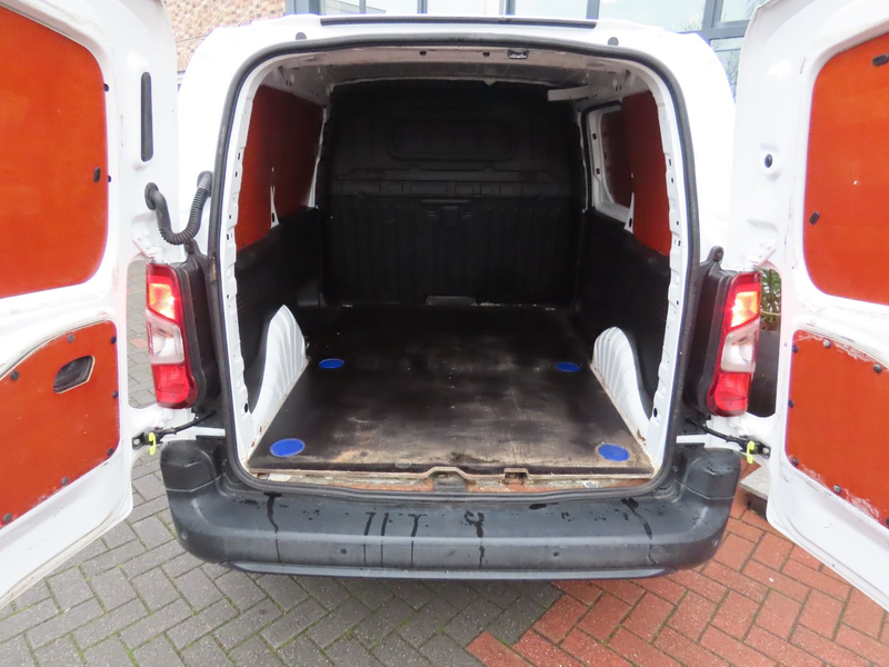 Peugeot Partner 1.5 BLUE HDI L1 Klima PDC — photo 13
