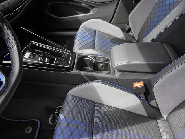 Volkswagen Golf view 15
