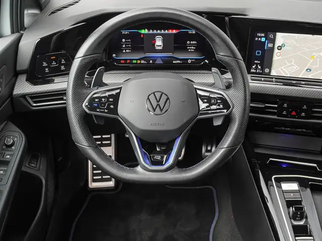 Volkswagen Golf view 11