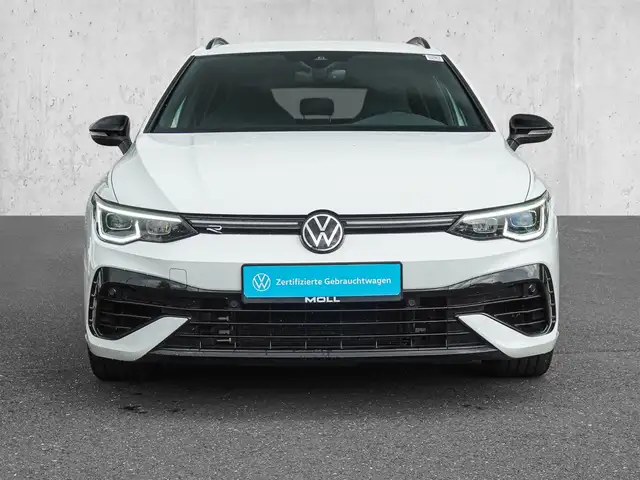 Volkswagen Golf view 3