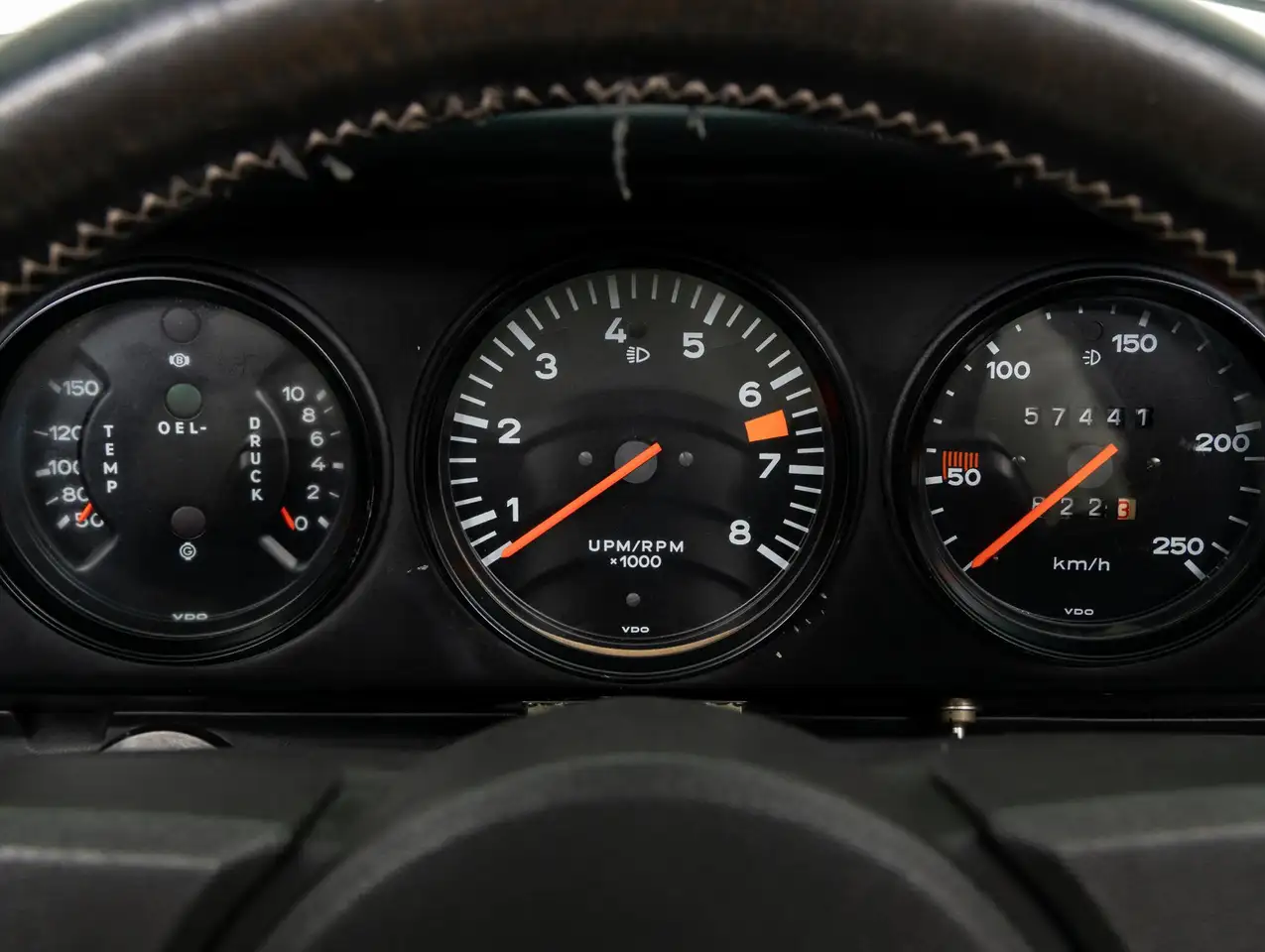 Porsche 911 Targa Jubi 1975, foto 12