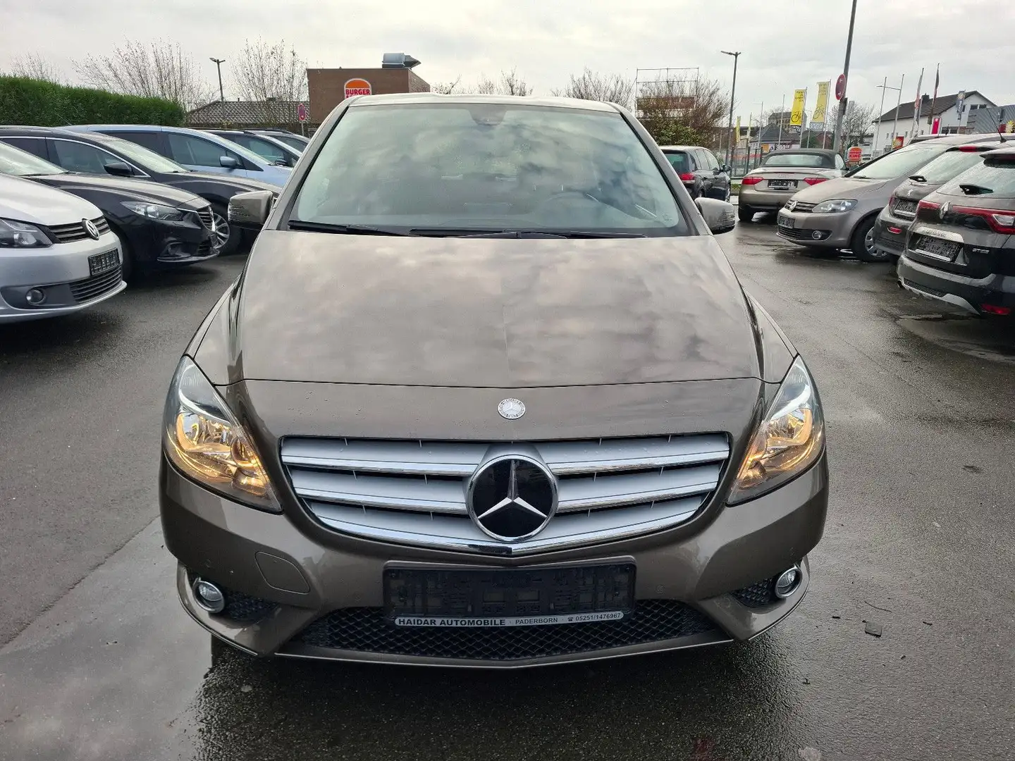 Mercedes-Benz B 180 B B 180 Grau - 2