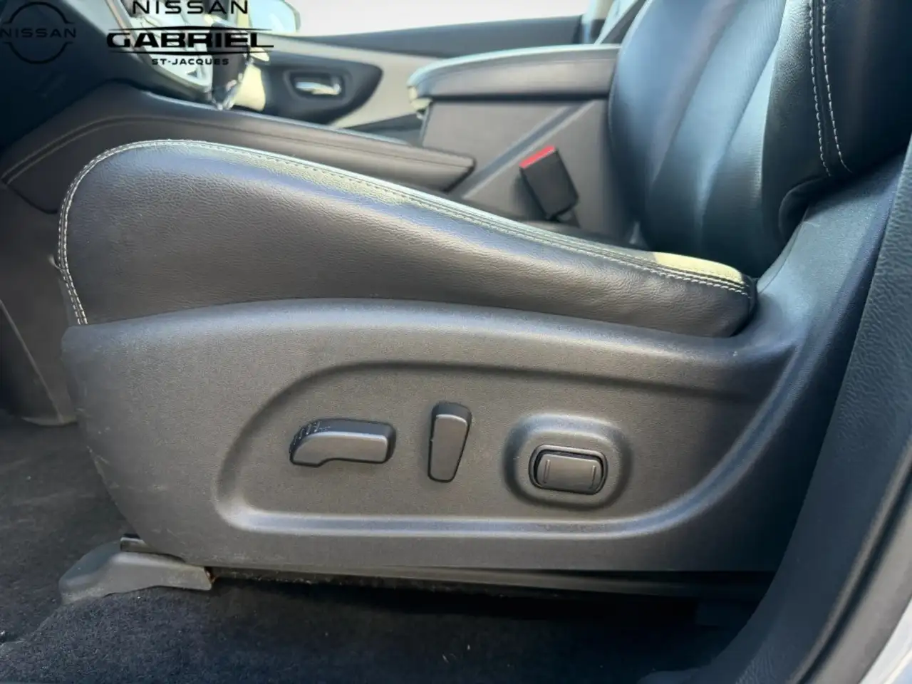 Nissan Murano снимка Nissan Murano