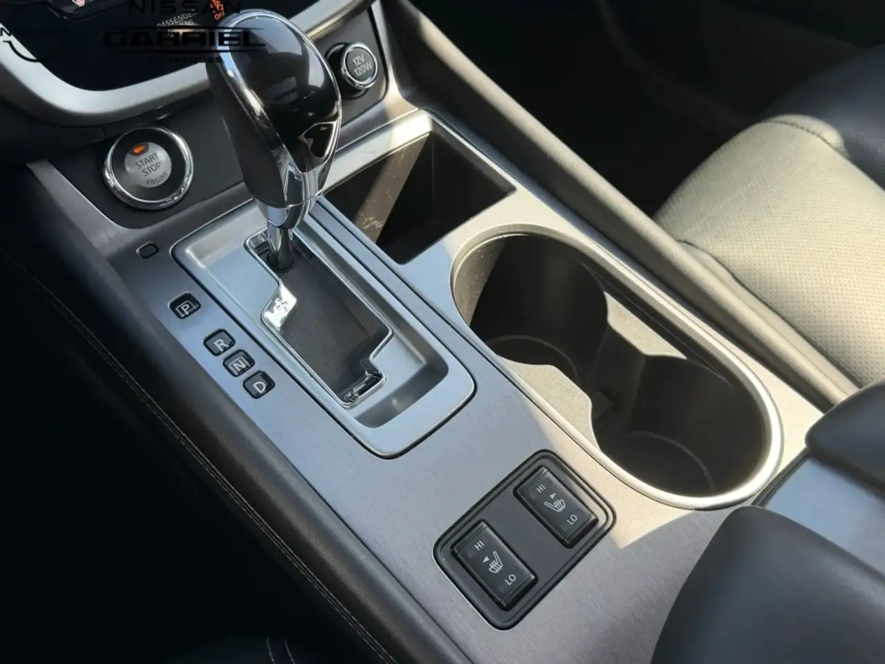 Nissan Murano снимка Nissan Murano