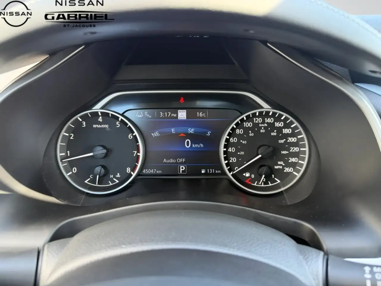 Nissan Murano снимка Nissan Murano