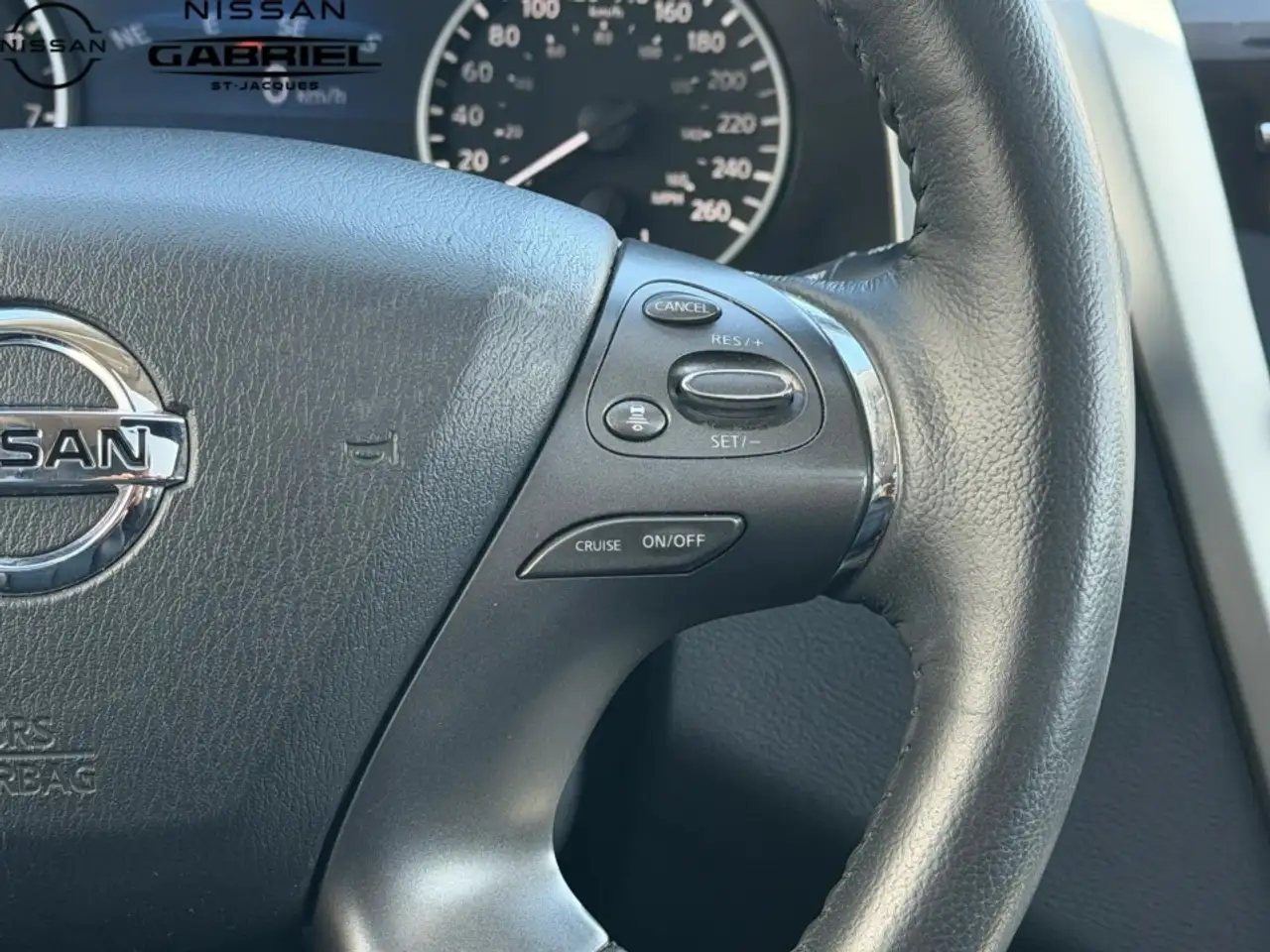 Nissan Murano снимка Nissan Murano