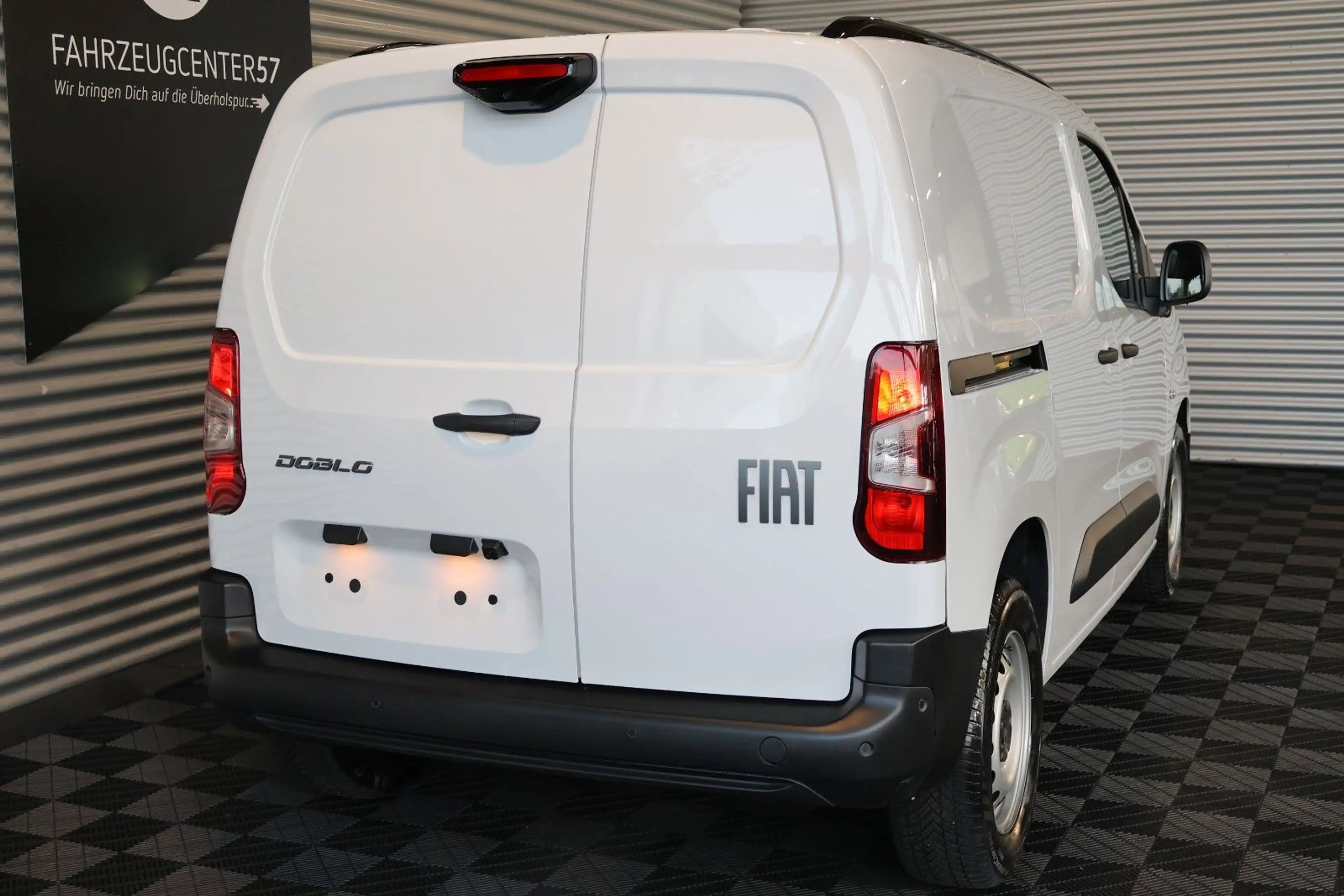 Fiat Doblo Doblò L1 1.5 BlueHDi/KAMERA/TOTW./PDC/3-SITZER — photo 8