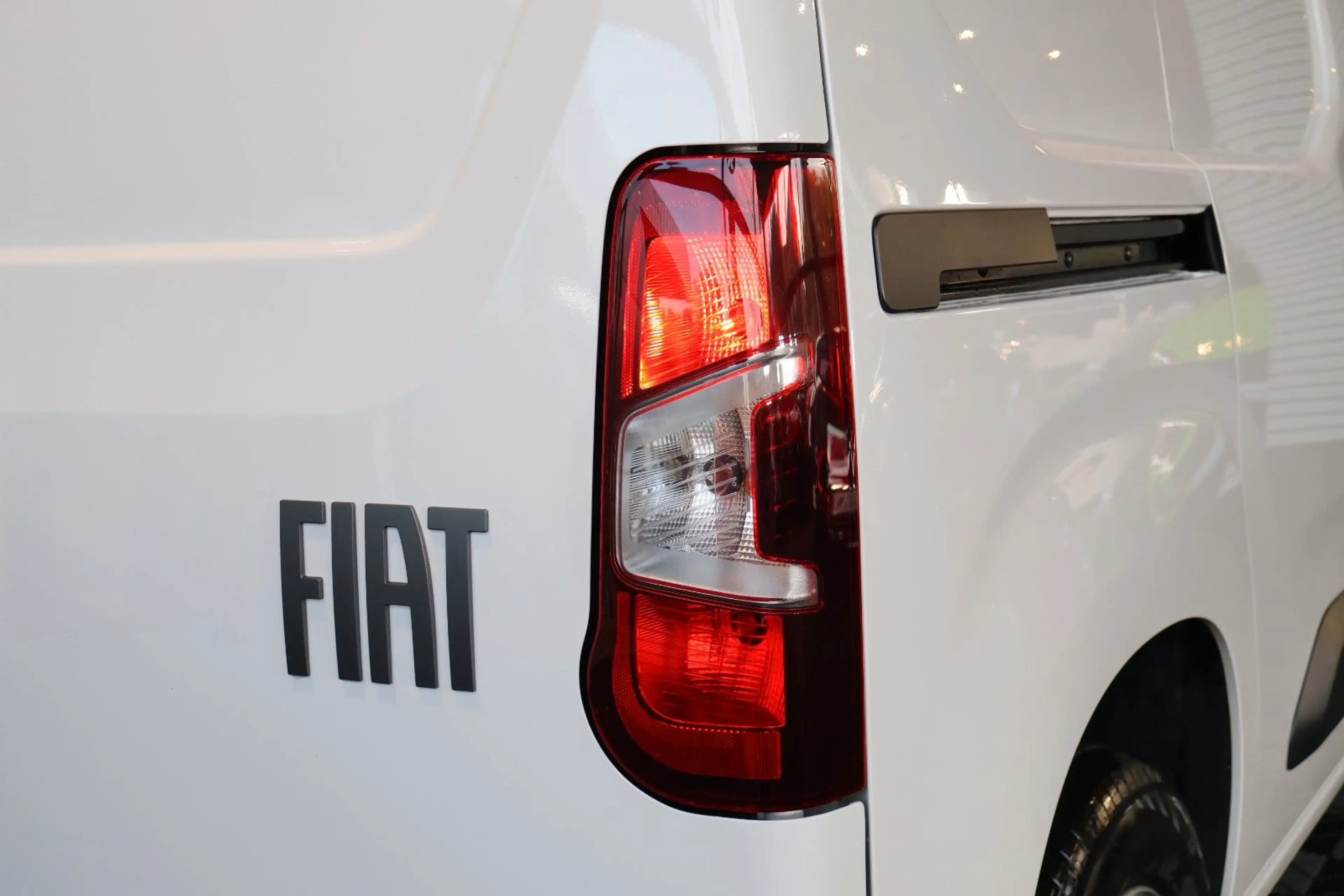 Fiat Doblo Doblò L1 1.5 BlueHDi/KAMERA/TOTW./PDC/3-SITZER — photo 9