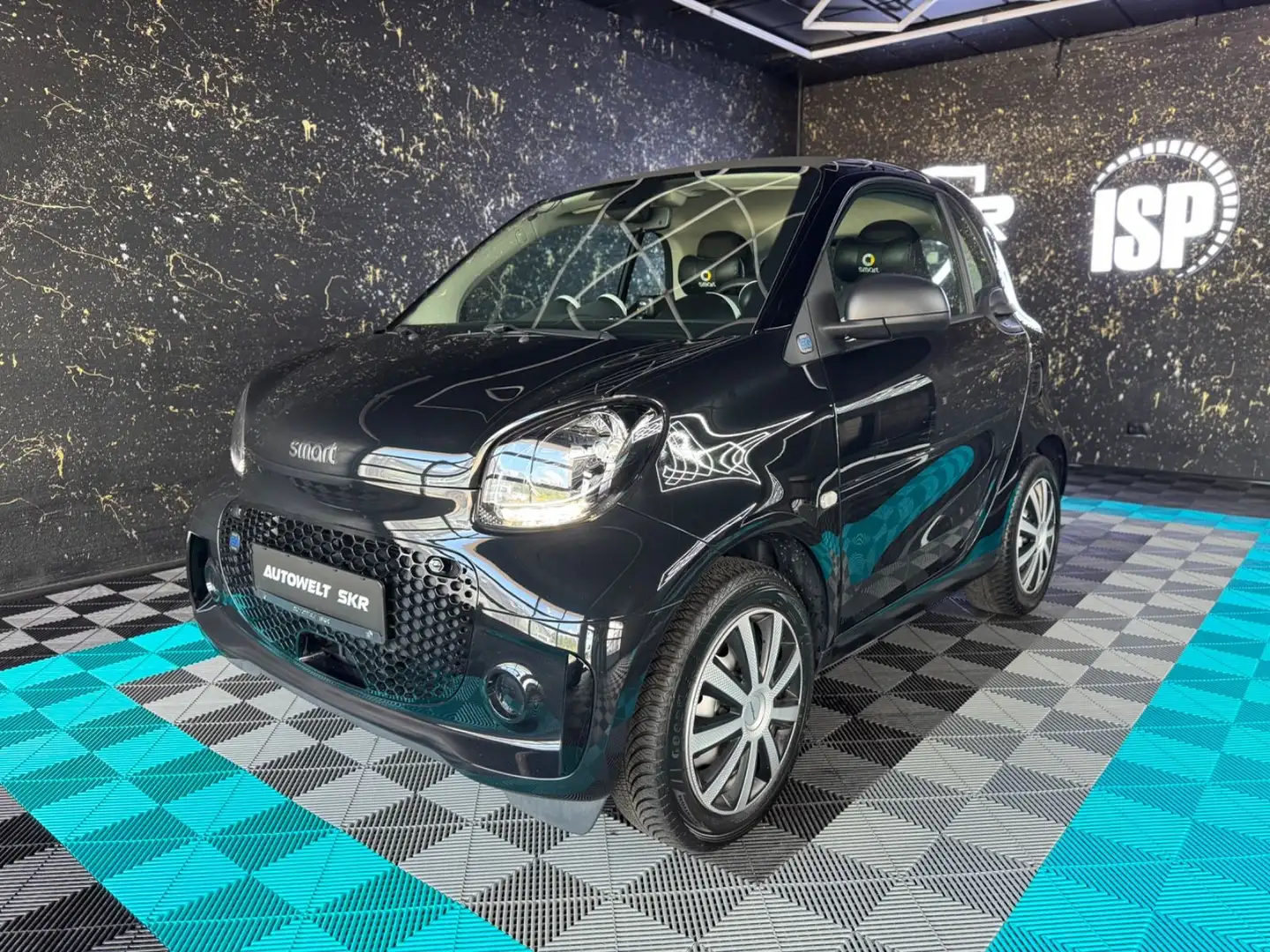 smart forTwo fortwo coupe electric drive / EQ Schwarz - 1