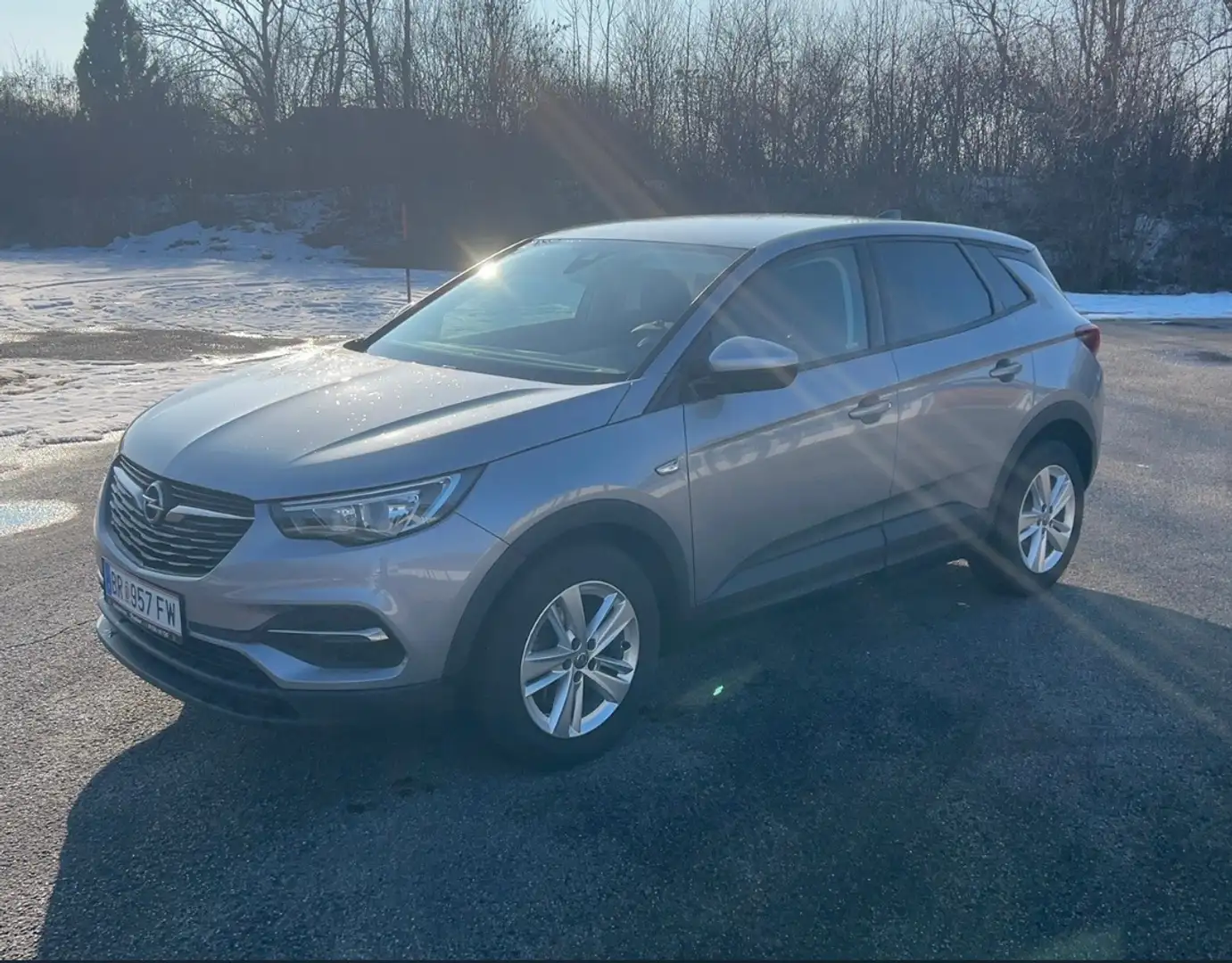 Opel Grandland X Grandland X 1,2 Turbo Direct Injection Edition Start/Stop Edition Grau - 1
