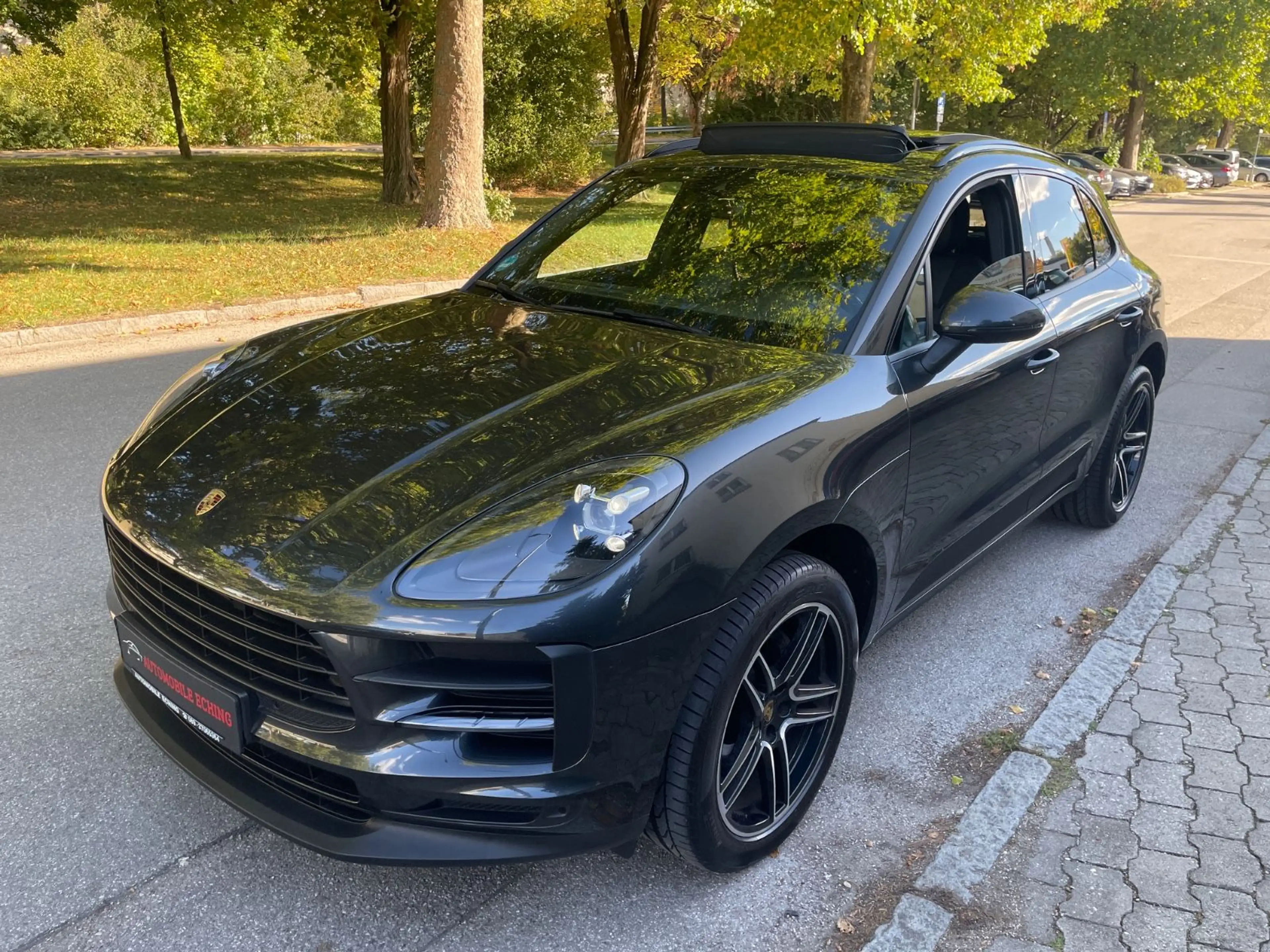 Porsche Macan AWD*Navi*Panorama*Kamera*LED*DAB*