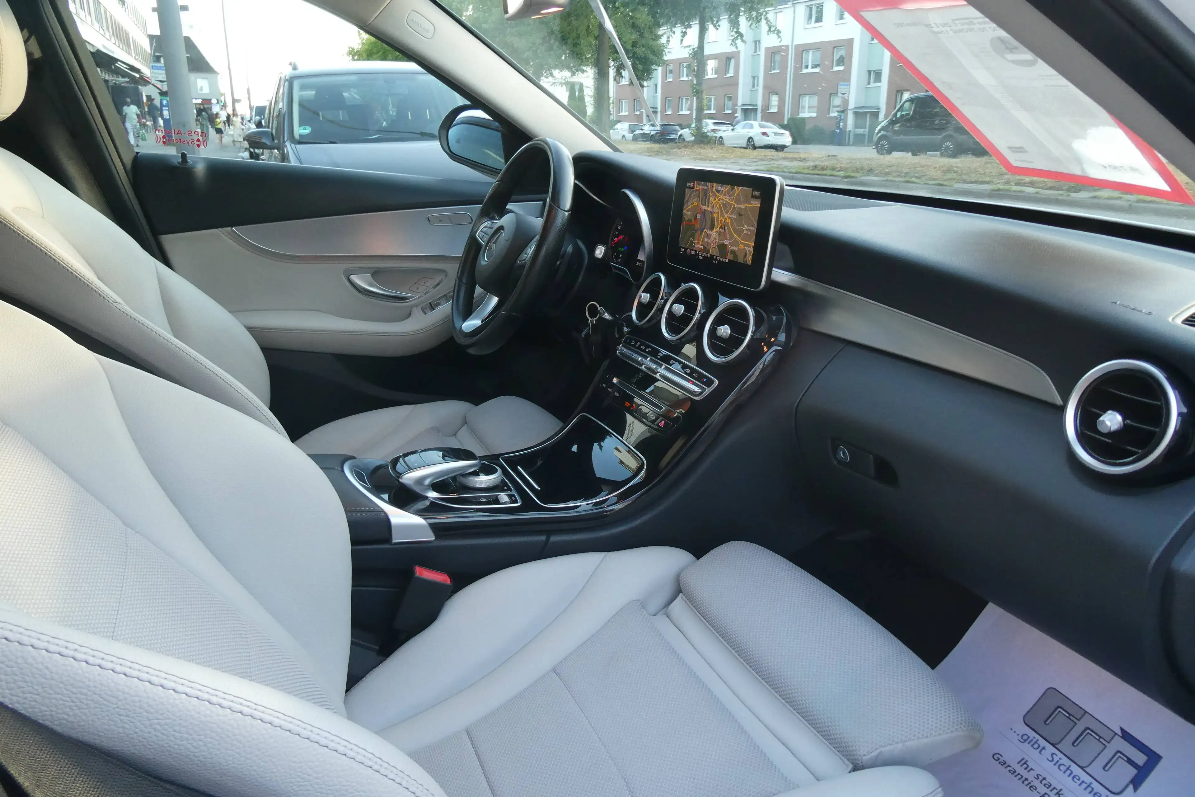 Mercedes-Benz C 250 C 250 d 4Matic T 9G-TRONIC Avantgarde — photo 10