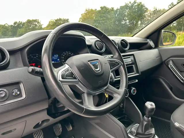 Dacia Duster view 14