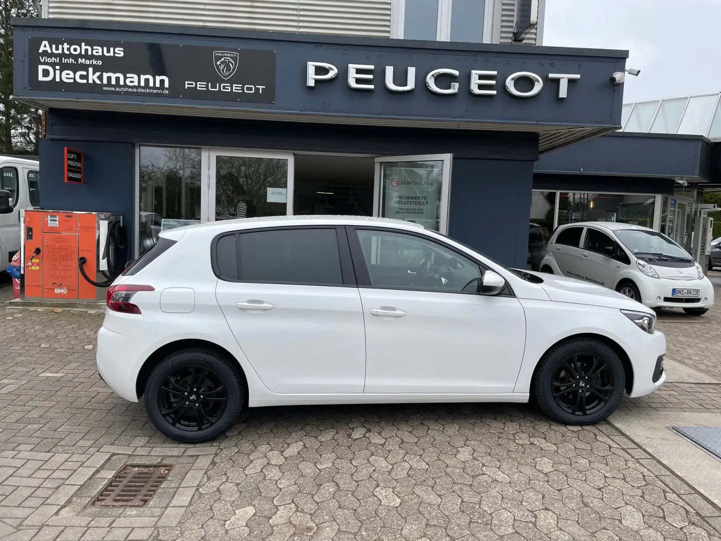 Peugeot 308 PureTech 110 Stop & Start Active LM-Räder Wit - 2