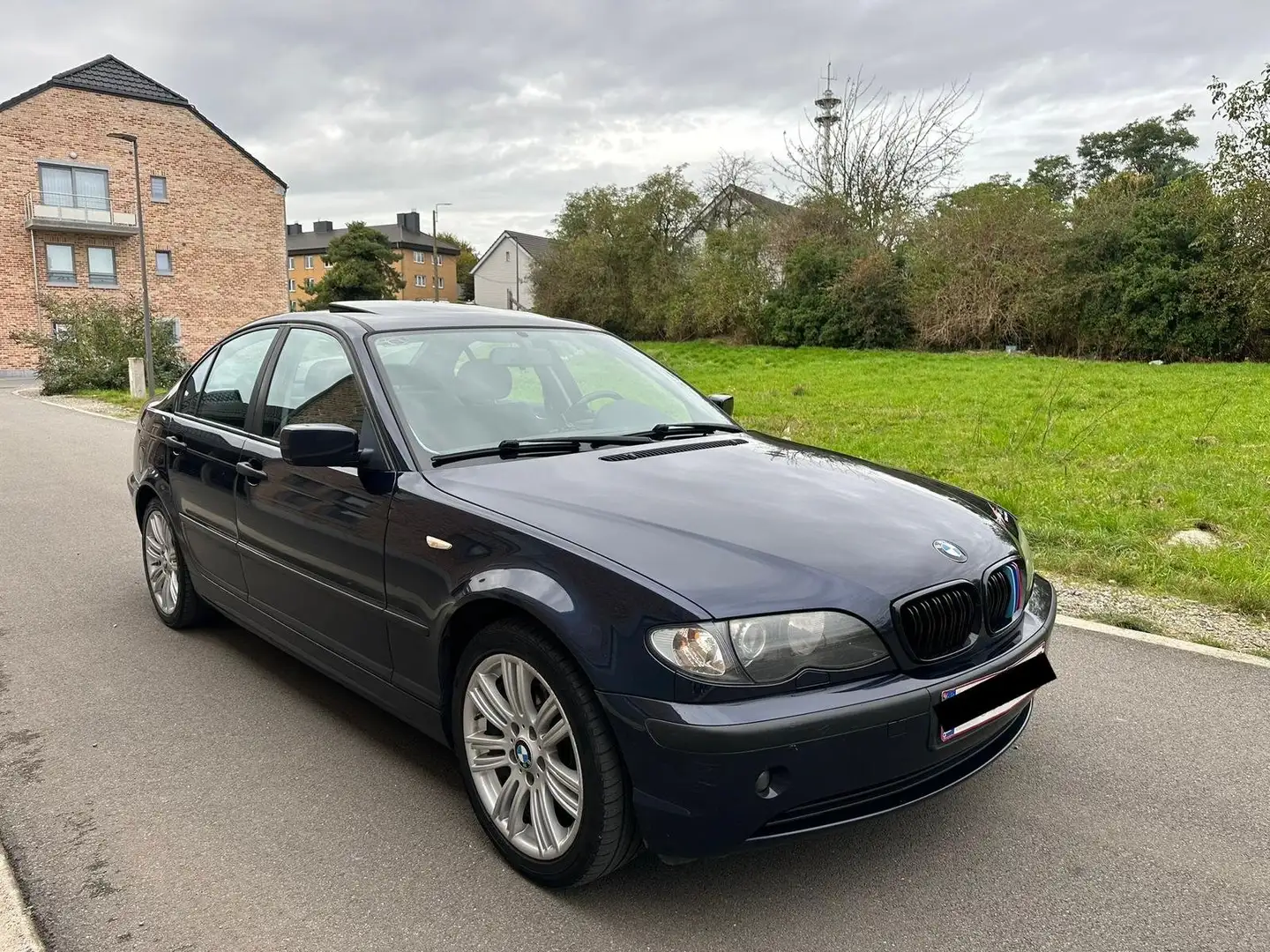 BMW 318 318i Modrá - 2
