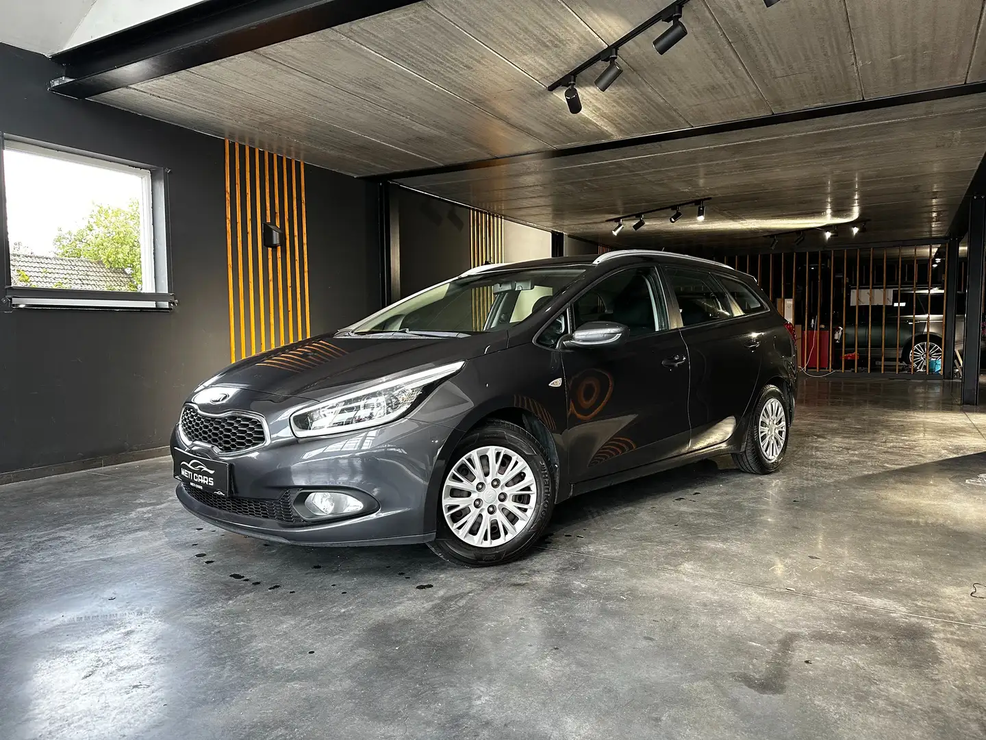 Kia Ceed / cee'd 1.4 CVVT Break  | Eerste Eigenaar | Bluetooth | Gris - 2