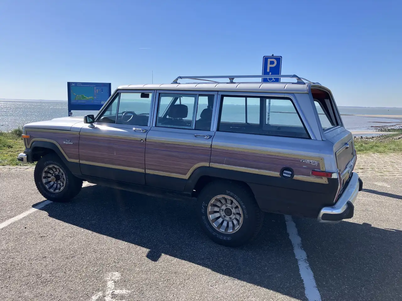 Jeep Wagoneer Gave Jeep Wagoneer 1980 Met Nwe APK, foto 1