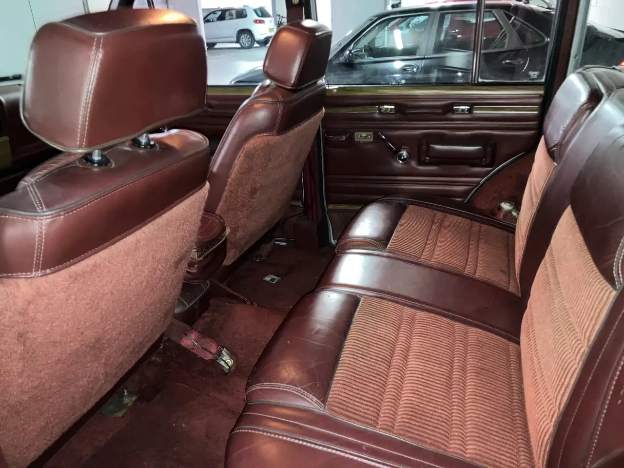 Jeep Wagoneer Gave Jeep Wagoneer 1980 Met Nwe APK, foto 2
