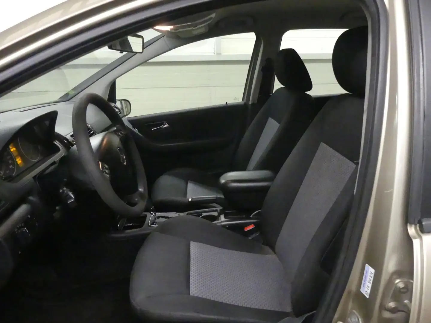 Mercedes-Benz A 170 Automaat - Airco - 5 deurs Or - 2