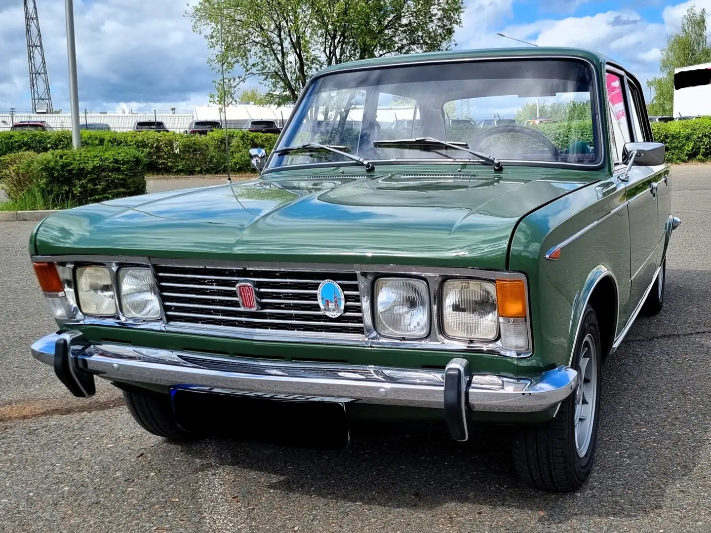 Fiat 125 Berlina Grün - 2