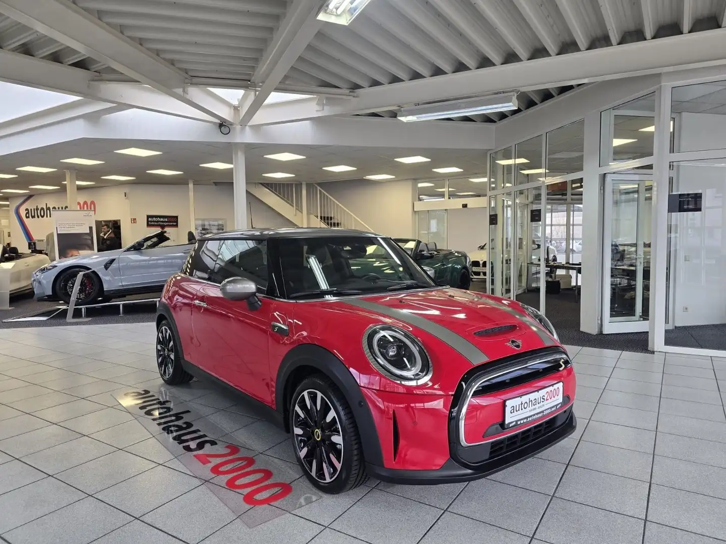 MINI Cooper SE Yours Trim AUT./LED/HUD/CAM/H&K/DAB Rot - 1