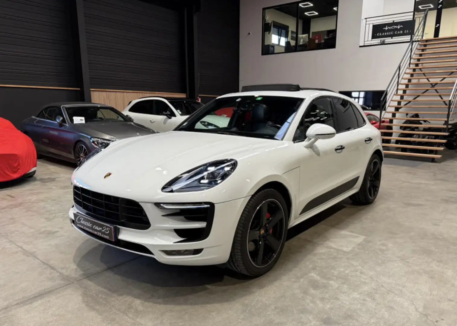 Porsche Macan (95B) 3.0 V6 360CH GTS PDK Blanc - 1