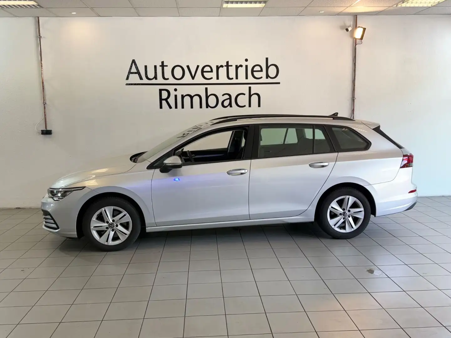 Volkswagen Golf 1.0 TSI Life Variant Silber - 2