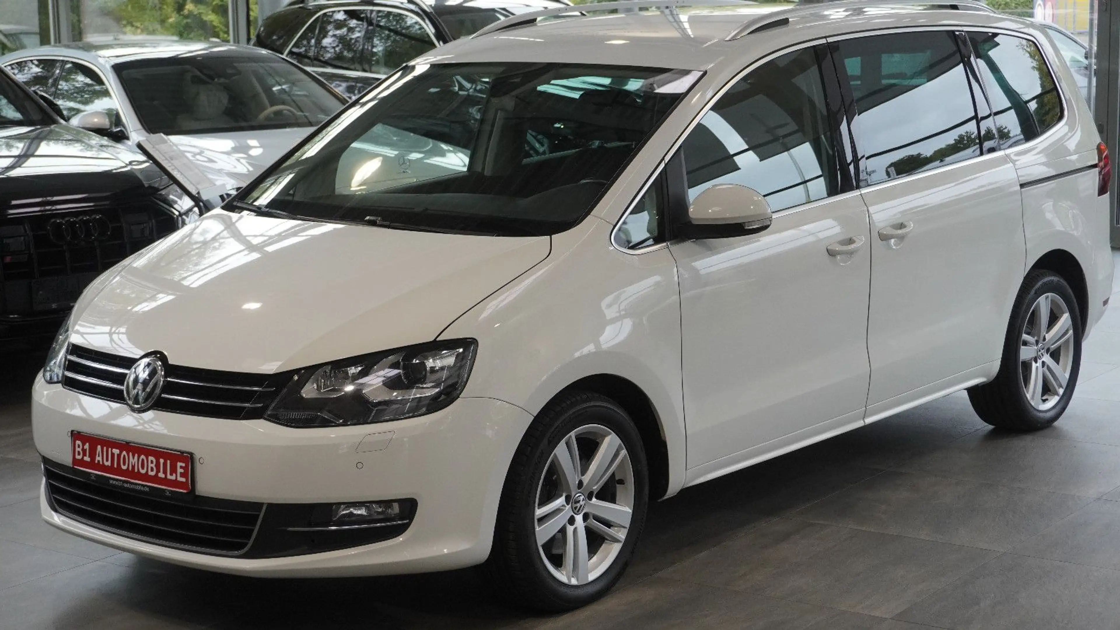 Volkswagen Sharan Highline BMT 4M*ACC*APP-CONECT*BI-XENON*7