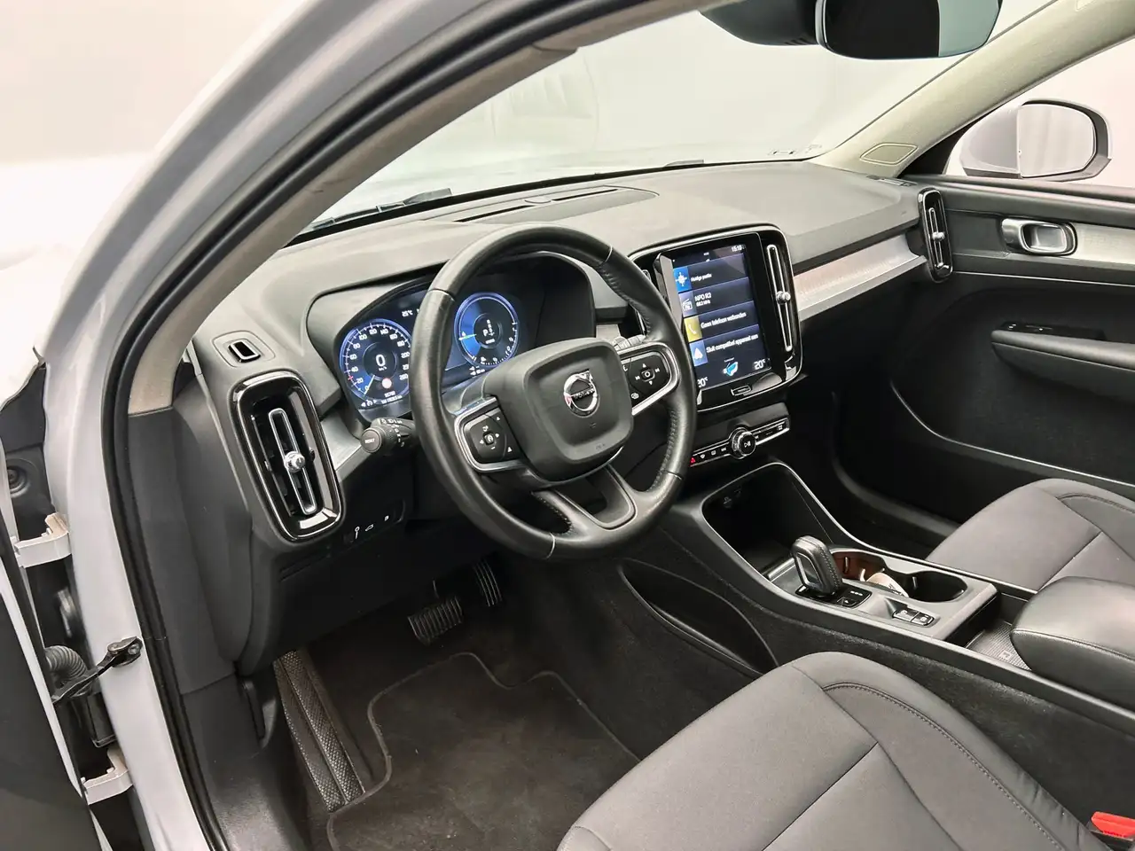 Volvo XC40 1.5 T4 Recharge Apple/Carplay Elek. Kofferklep, миниатюра 21