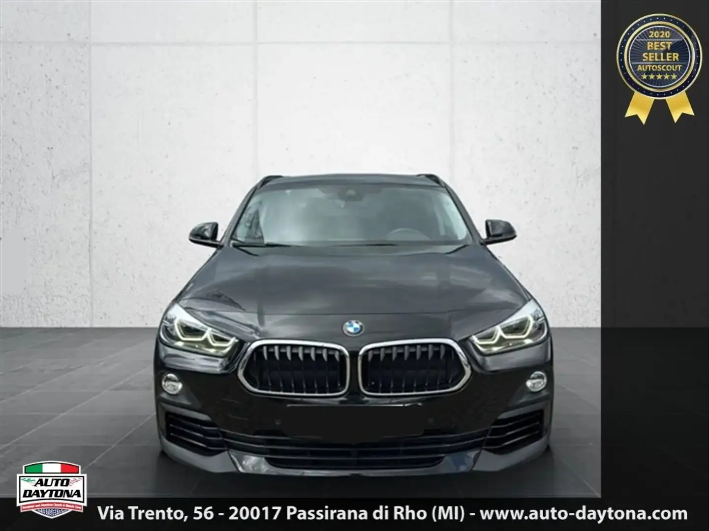 BMW X2 sDrive18i Advantage Ambient Light Cerchi 19" Zwart - 1