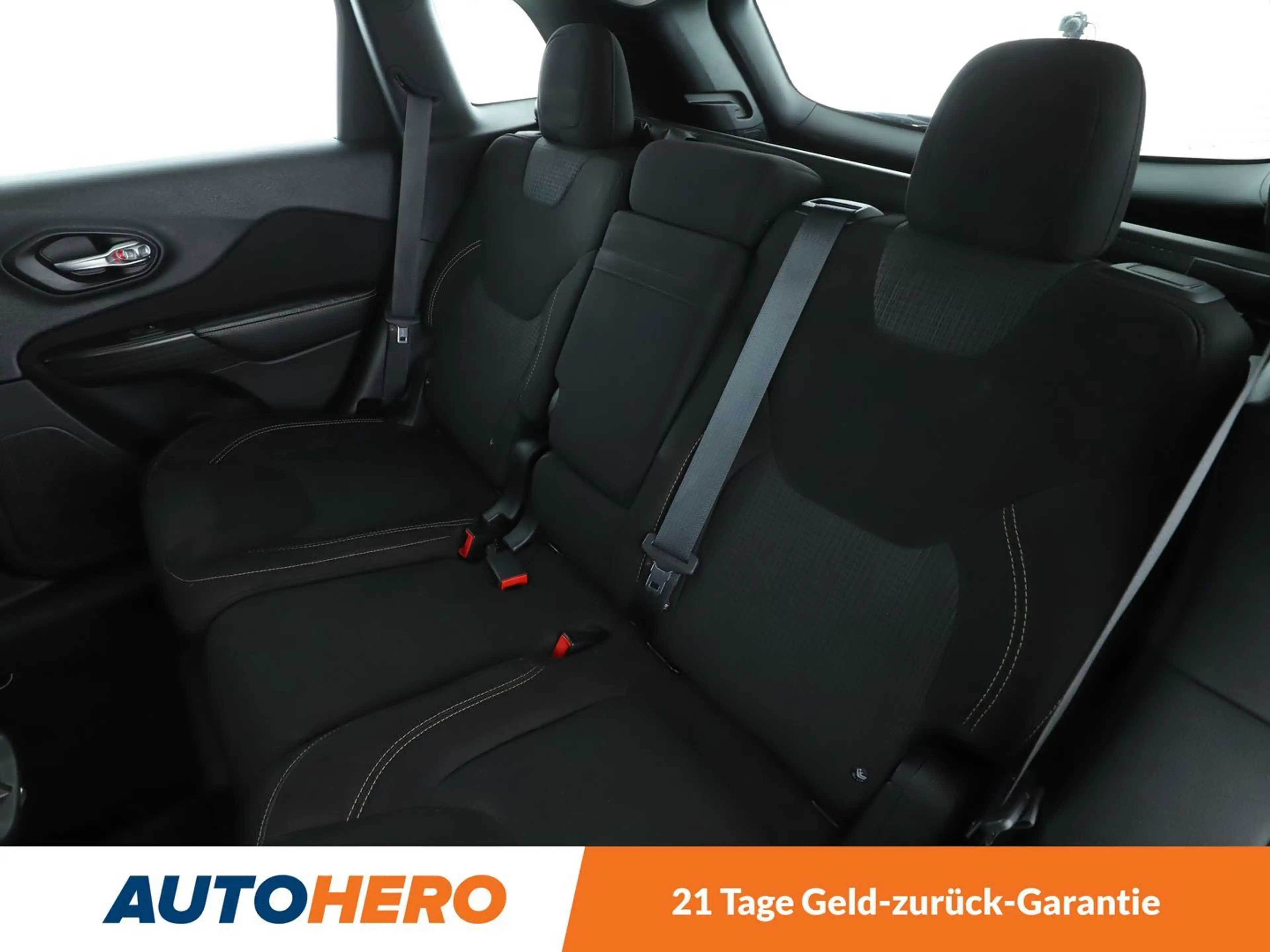 Jeep Cherokee 2.0 M-Jet Longitude 4WD Aut.*NAVI*TEMPO*PDC*SHZ* — photo 14