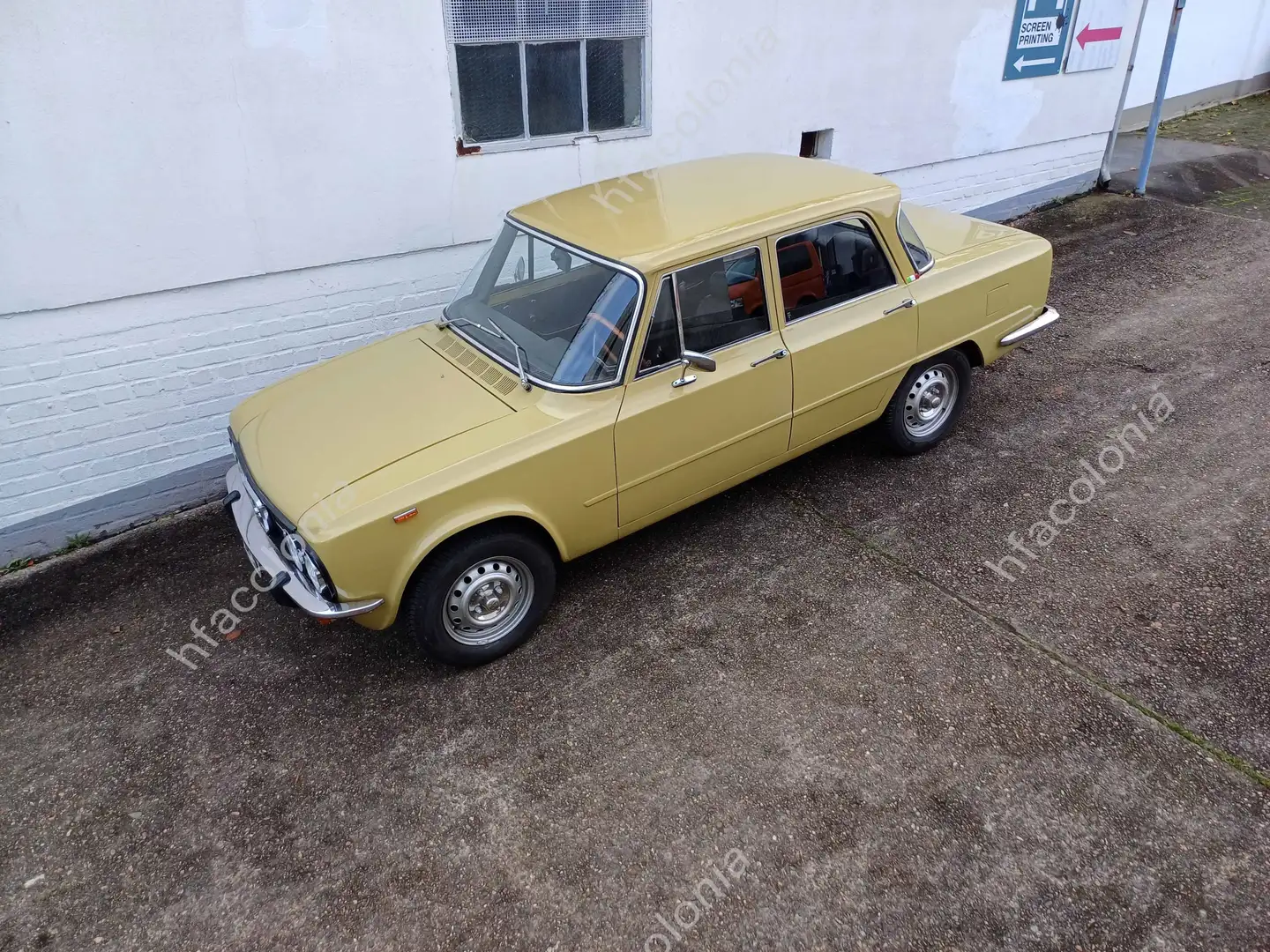 Alfa Romeo Giulia Nuova Super 1300 Getriebe gerade überholt uvm. Geel - 1